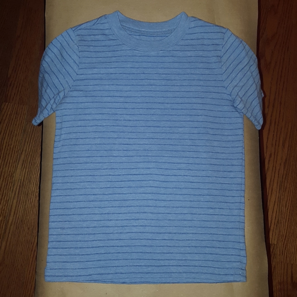 B3G1 Carter's tee size 4/5